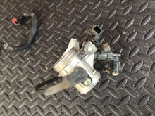 Load image into Gallery viewer, 2019-2020 Kawasaki KX450 Throttle Body WITH Fuel Injector 16163-0936