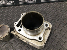Load image into Gallery viewer, 1994 SUZUKI DR350 Cylinder/ Jug Standard Bore Piston GOOD