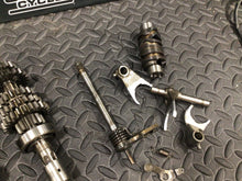Load image into Gallery viewer, 91 Suzuki DR350 DR 350 Transmission Gearbox Shaft Gears Tranny 1991