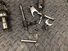 Load image into Gallery viewer, 91 Suzuki DR350 DR 350 Transmission Gearbox Shaft Gears Tranny 1991