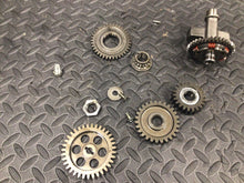 Load image into Gallery viewer, 1991 91 SUZUKI DR350 DR 350 CRANK DRIVE BALANCER GEAR counter balance gears RH