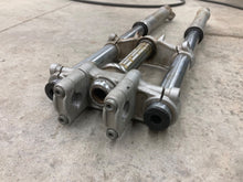 Load image into Gallery viewer, 2001 2000 1999 1998 1997 KTM 50 Sx Sxr Pro Senior Front Forks triple tree