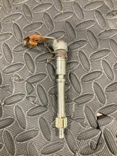 Load image into Gallery viewer, 1992-1998 Yamaha Seca II XJ600S Clutch Cable Release Lever Shaft Arm Push Rod