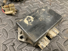 Load image into Gallery viewer, 97-01 1998 Warrior 350 OEM CDI Electrical Computer ECU Unit 3GD-85540-40-00 rect