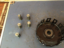 Load image into Gallery viewer, 04-09 HONDA CRF250R CRF 250R  Wiseco COMPLETE CLUTCH PLATES OUTER BASKET HUB