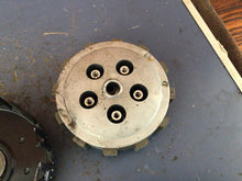 Load image into Gallery viewer, 04-09 HONDA CRF250R CRF 250R  Wiseco COMPLETE CLUTCH PLATES OUTER BASKET HUB