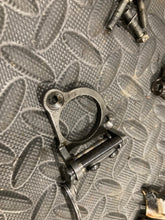 Load image into Gallery viewer, 2003 SUZUKI RM85 RM85L OEM K3 ENGINE POWER VALVE GOVERNOR ASSEMBLY 11250-03B00