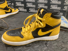 Load image into Gallery viewer, Nike Air Jordan 1 Retro OG High Pollen 555088-701 Men’s Size 10