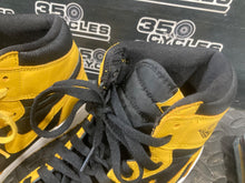 Load image into Gallery viewer, Nike Air Jordan 1 Retro OG High Pollen 555088-701 Men’s Size 10