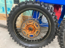 Load image into Gallery viewer, 2007 KTM 250XCF 250 350 450 EXC-F XC-F SXF Front Rear Wheel Hub Set 21/18
