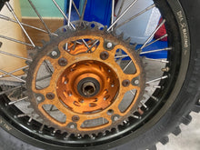 Load image into Gallery viewer, 2007 KTM 250XCF 250 350 450 EXC-F XC-F SXF Front Rear Wheel Hub Set 21/18