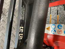 Load image into Gallery viewer, Homelite Chainsaw 42cc FOR PARTS LOW COMP