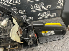 Load image into Gallery viewer, Homelite Chainsaw 42cc FOR PARTS LOW COMP UT1054