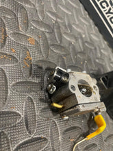 Load image into Gallery viewer, Carb Carburetor air box For Homelite 42cc Chainsaw UT-1054