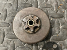 Load image into Gallery viewer, Outer clutch drum Sprocket For Homelite 42cc Chainsaw UT-1054