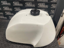 Load image into Gallery viewer, Acerbis Italian oversized Yamaha gas tank fuel petrol XT500