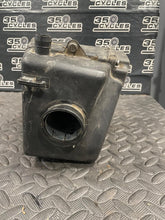 Load image into Gallery viewer, 1980 Yamaha xt500 Air filter box SEE PHOTOS