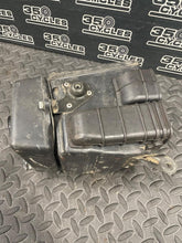 Load image into Gallery viewer, 1980 Yamaha xt500 Air filter box SEE PHOTOS