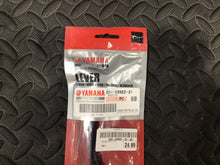Load image into Gallery viewer, Yamaha Genuine NOS 2H0-83922-31-00 Front Brake Lever Left XS DT SR TT XJ XV XT