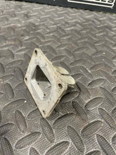 Load image into Gallery viewer, 1976-1981 Yamaha TT500 TT 500 XT500 XT OEM  Reed Block Intake Manifold