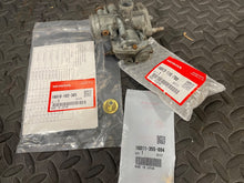 Load image into Gallery viewer, 1969 - 1971 HONDA  CT90 CT 90 Trail Carb w/ Rebuild Kit Carburetor