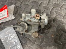 Load image into Gallery viewer, 1969 - 1971 HONDA  CT90 CT 90 Trail Carb w/ Rebuild Kit Carburetor