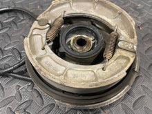 Load image into Gallery viewer, 1980 Yamaha XT 500 Enduro 500 OEM GOOD! Rear Brake Drum Lever Arm Plate Hub
