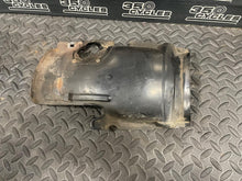 Load image into Gallery viewer, YAMAHA XT500 1977-1981 Genuine Rear Mud Guard Comp 1T1-21620-00-00 OEM