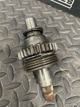 Load image into Gallery viewer, 1980 Yamaha XT500 XT 500 kicker gear shaft assembly