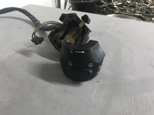 Load image into Gallery viewer, 2006 Suzuki GS500FH Left Hand Switch
