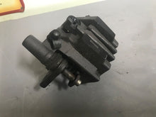 Load image into Gallery viewer, 2006 Suzuki GS500FH Front Brake Caliper
