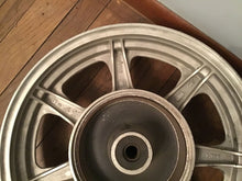 Load image into Gallery viewer, Yamaha Wheels J16xMT3.00DOT  19x1.85DOT Anahi Malleable Iron
