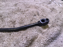 Load image into Gallery viewer, 2001 Yamaha YZ250F Main frame oil line

