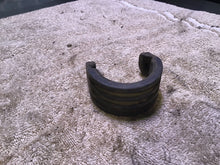 Load image into Gallery viewer, 2001 Yamaha YZ250F Gas tank strap
