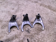 Load image into Gallery viewer, 2001 Yamaha YZ250F shift cam shift forks
