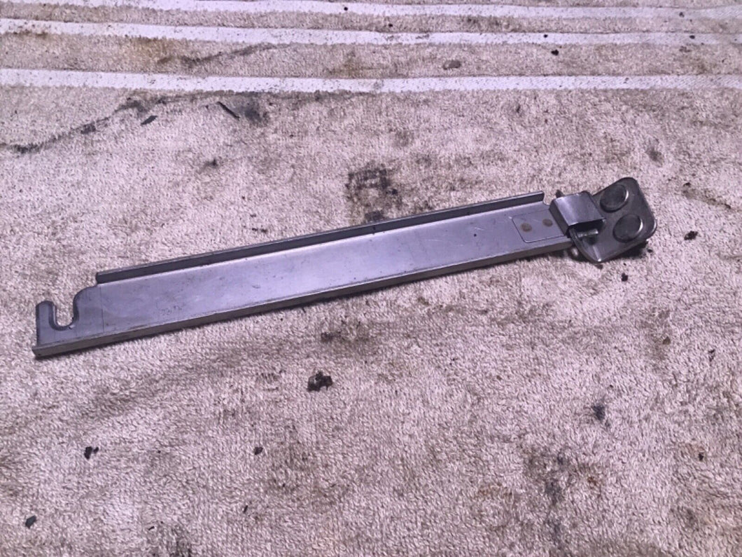 1993 Yamaha WaveRunner 3 650 battery hold down