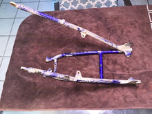 Load image into Gallery viewer, 1998 Yamaha YZ400F subframe
