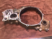 Load image into Gallery viewer, 1998 Yamaha YZ400F clutch case
