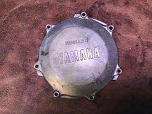 Load image into Gallery viewer, 1998 Yamaha YZ400F clutch cover
