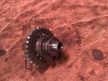 Load image into Gallery viewer, 1998 Yamaha YZ400F kicker gear
