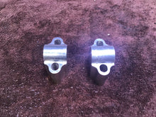 Load image into Gallery viewer, 1998 Yamaha YZ400F Handle bar mounts

