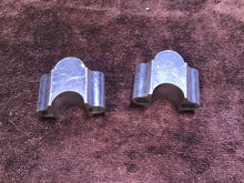 Load image into Gallery viewer, 1998 Yamaha YZ400F Handle bar mounts
