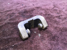 Load image into Gallery viewer, 1998 Yamaha YZ400F gas tank rubber dampener
