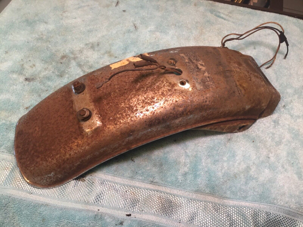 1970 Honda CB750 Rear fender rusty