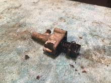 Load image into Gallery viewer, 1970 Honda CB750 timing chain tensioner
