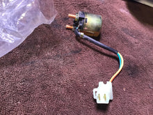 Load image into Gallery viewer, Yamaha MOTO 4 Starter starter motor electric start starter relay
