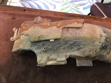 Load image into Gallery viewer, 1983 Honda XR200 inner fender mud guard
