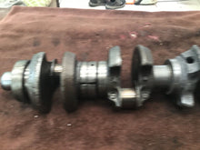 Load image into Gallery viewer, 1977 EVINRUDE Johnson OUTBOARD 75HP 75743S Crankshaft crank journals lobes
