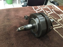 Load image into Gallery viewer, 1974 Suzuki TS100 crankshaft crank rod bearings
