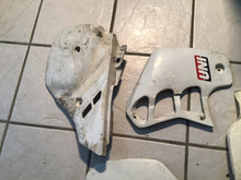 Load image into Gallery viewer, Honda CR125R CR250R Front Number Plate 1990 1991 Side Covers Gas tank shroud
